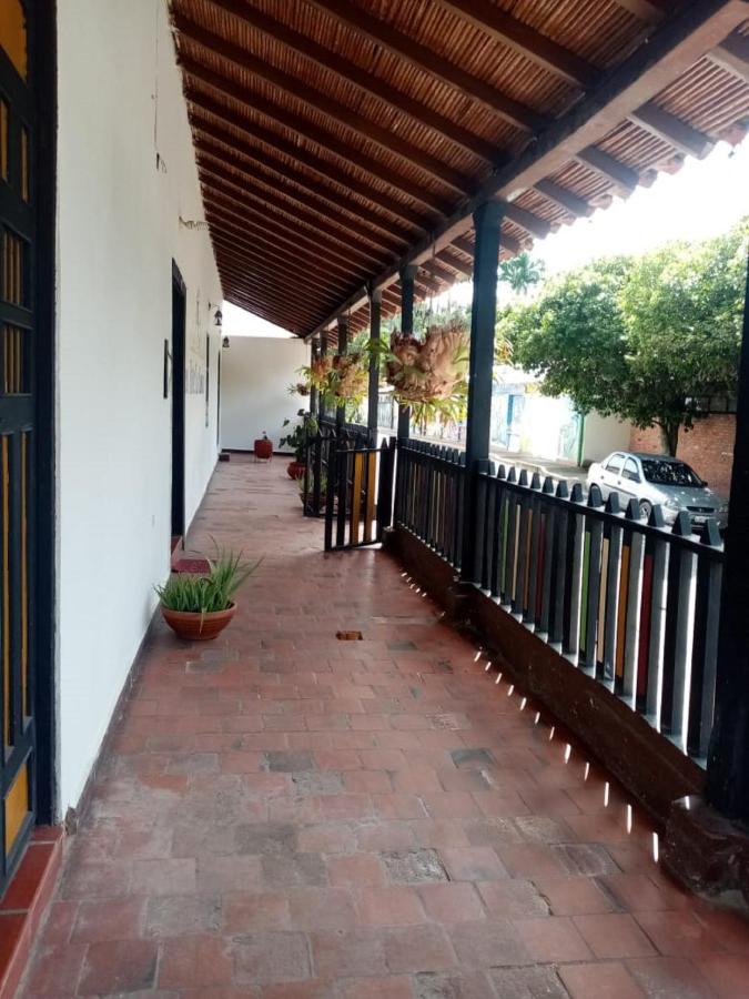 Hotel La Casona Chinácota Exteriör bild