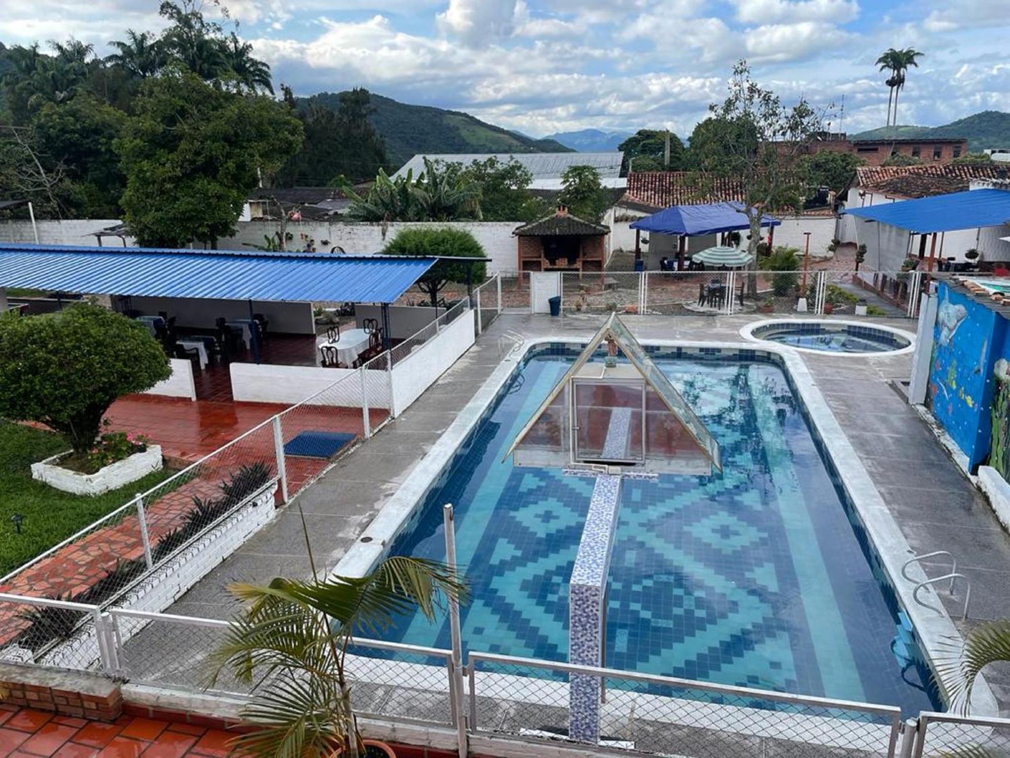 Hotel La Casona Chinácota Exteriör bild
